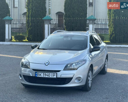 Сірий Рено Меган, об'ємом двигуна 1.46 л та пробігом 240 тис. км за 7300 $, фото 1 на Automoto.ua
