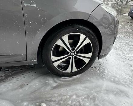 Серый Рено Меган, объемом двигателя 1.46 л и пробегом 355 тыс. км за 7700 $, фото 19 на Automoto.ua