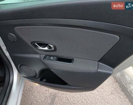 Сірий Рено Меган, об'ємом двигуна 1.5 л та пробігом 280 тис. км за 8250 $, фото 6 на Automoto.ua