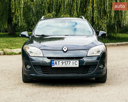 Рено Меган 2012 в Ивано-Франковске на Automoto.ua Серый Рено Меган, объемом двигателя 1.5 л и пробегом 189 тыс. км за 8300 $, фото 15 на Automoto.ua