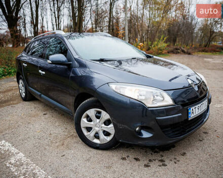 Серый Рено Меган, объемом двигателя 1.46 л и пробегом 189 тыс. км за 7950 $, фото 17 на Automoto.ua