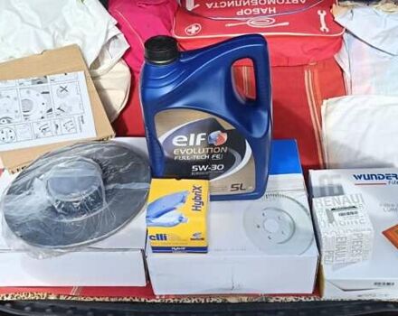 Сірий Рено Меган, об'ємом двигуна 1.46 л та пробігом 325 тис. км за 8700 $, фото 80 на Automoto.ua