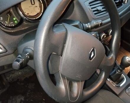 Сірий Рено Меган, об'ємом двигуна 0 л та пробігом 239 тис. км за 7200 $, фото 10 на Automoto.ua
