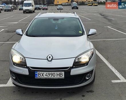 Сірий Рено Меган, об'ємом двигуна 1.46 л та пробігом 241 тис. км за 7800 $, фото 1 на Automoto.ua