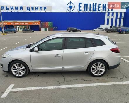 Сірий Рено Меган, об'ємом двигуна 1.46 л та пробігом 241 тис. км за 7800 $, фото 2 на Automoto.ua