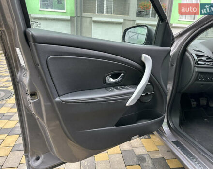 Серый Рено Меган, объемом двигателя 1.46 л и пробегом 292 тыс. км за 7800 $, фото 14 на Automoto.ua