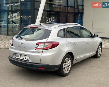Рено Меган 2012 в Киеве на Automoto.ua Серый Рено Меган, объемом двигателя 1.5 л и пробегом 321 тыс. км за 7550 $, фото 11 на Automoto.ua
