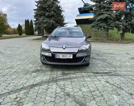 Серый Рено Меган, объемом двигателя 1.46 л и пробегом 257 тыс. км за 8850 $, фото 4 на Automoto.ua