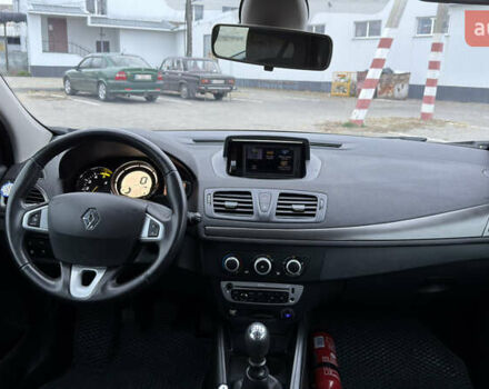 Серый Рено Меган, объемом двигателя 1.46 л и пробегом 183 тыс. км за 8450 $, фото 92 на Automoto.ua