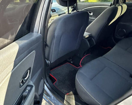 Серый Рено Меган, объемом двигателя 1.46 л и пробегом 333 тыс. км за 6400 $, фото 16 на Automoto.ua