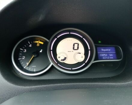 Серый Рено Меган, объемом двигателя 1.5 л и пробегом 234 тыс. км за 7400 $, фото 3 на Automoto.ua