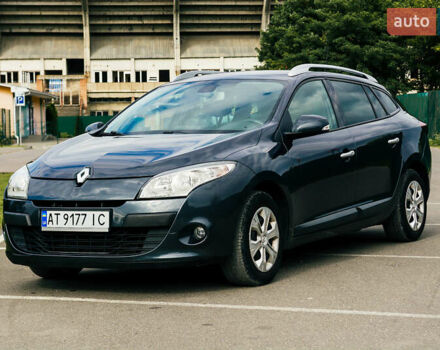 Рено Меган 2012 в Ивано-Франковске на Automoto.ua Серый Рено Меган, объемом двигателя 1.5 л и пробегом 189 тыс. км за 8300 $, фото 28 на Automoto.ua