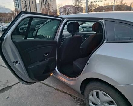 Серый Рено Меган, объемом двигателя 1.5 л и пробегом 269 тыс. км за 6890 $, фото 12 на Automoto.ua