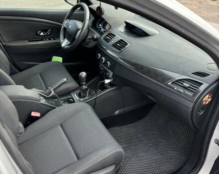 Серый Рено Меган, объемом двигателя 1.46 л и пробегом 298 тыс. км за 7500 $, фото 10 на Automoto.ua