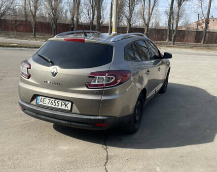 Сірий Рено Меган, об'ємом двигуна 1.46 л та пробігом 250 тис. км за 8399 $, фото 3 на Automoto.ua