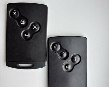 Рено Меган 2012 в Чернигове на Automoto.ua Серый Рено Меган, объемом двигателя 1.5 л и пробегом 218 тыс. км за 8500 $, фото 36 на Automoto.ua