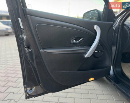 Серый Рено Меган, объемом двигателя 1.5 л и пробегом 211 тыс. км за 8800 $, фото 11 на Automoto.ua