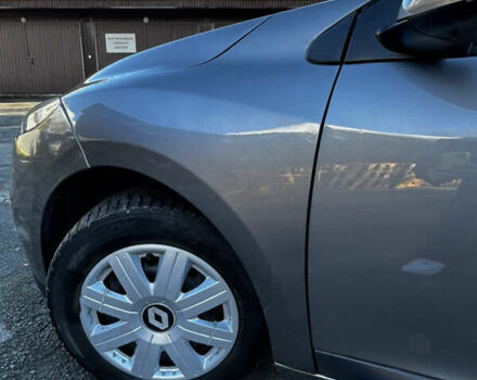 Серый Рено Меган, объемом двигателя 1.46 л и пробегом 333 тыс. км за 6400 $, фото 11 на Automoto.ua