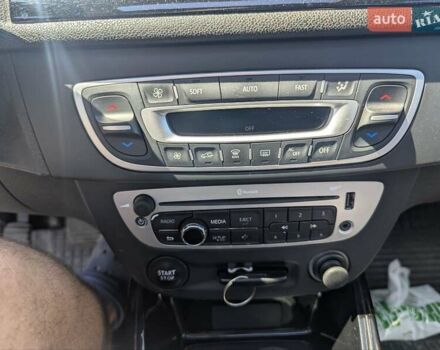 Серый Рено Меган, объемом двигателя 1.46 л и пробегом 283 тыс. км за 8000 $, фото 13 на Automoto.ua