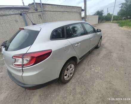 Рено Меган 2012 в Ужгороде на Automoto.ua Серый Рено Меган, объемом двигателя 1.5 л и пробегом 280 тыс. км за 7400 $, фото 6 на Automoto.ua