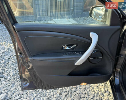 Сірий Рено Меган, об'ємом двигуна 1.5 л та пробігом 235 тис. км за 8900 $, фото 41 на Automoto.ua