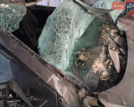 Рено Меган 2012 в Славянске на Automoto.ua Серый Рено Меган, объемом двигателя 1.46 л и пробегом 200 тыс. км за 3500 $, фото 5 на Automoto.ua