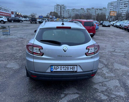 Сірий Рено Меган, об'ємом двигуна 1.46 л та пробігом 245 тис. км за 7999 $, фото 3 на Automoto.ua