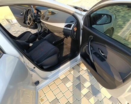 Серый Рено Меган, объемом двигателя 1.5 л и пробегом 280 тыс. км за 6500 $, фото 6 на Automoto.ua