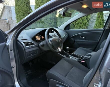 Серый Рено Меган, объемом двигателя 1.5 л и пробегом 270 тыс. км за 7950 $, фото 22 на Automoto.ua
