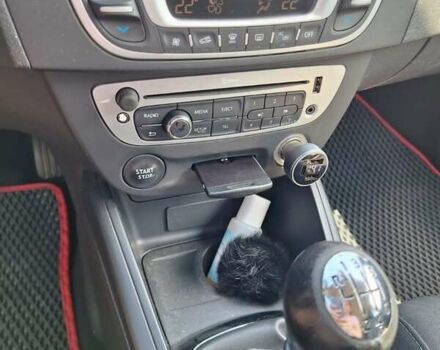 Сірий Рено Меган, об'ємом двигуна 1.5 л та пробігом 219 тис. км за 7700 $, фото 11 на Automoto.ua