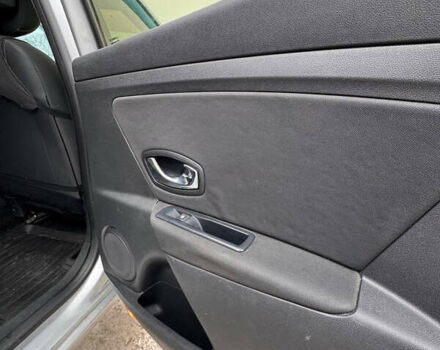 Сірий Рено Меган, об'ємом двигуна 1.46 л та пробігом 245 тис. км за 7999 $, фото 14 на Automoto.ua