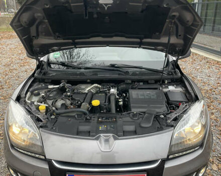 Серый Рено Меган, объемом двигателя 1.5 л и пробегом 263 тыс. км за 9350 $, фото 13 на Automoto.ua