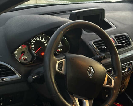 Сірий Рено Меган, об'ємом двигуна 1.5 л та пробігом 220 тис. км за 7300 $, фото 9 на Automoto.ua