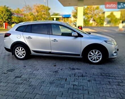 Сірий Рено Меган, об'ємом двигуна 1.9 л та пробігом 266 тис. км за 6800 $, фото 13 на Automoto.ua