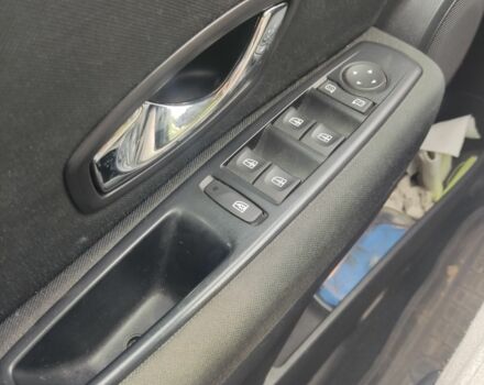 Рено Меган 2012 в Ужгороде на Automoto.ua Серый Рено Меган, объемом двигателя 1.5 л и пробегом 280 тыс. км за 7400 $, фото 11 на Automoto.ua