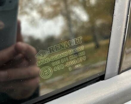 Сірий Рено Меган, об'ємом двигуна 1.46 л та пробігом 215 тис. км за 10300 $, фото 12 на Automoto.ua