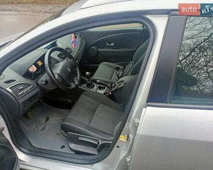 Серый Рено Меган, объемом двигателя 1.46 л и пробегом 247 тыс. км за 8200 $, фото 8 на Automoto.ua