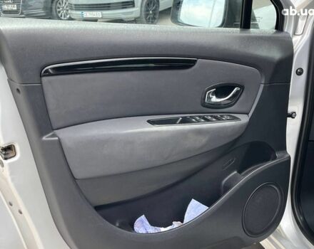 Сірий Рено Меган, об'ємом двигуна 1.5 л та пробігом 275 тис. км за 7990 $, фото 7 на Automoto.ua