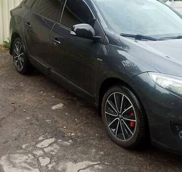 Сірий Рено Меган, об'ємом двигуна 1.46 л та пробігом 325 тис. км за 8700 $, фото 101 на Automoto.ua