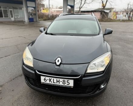 Серый Рено Меган, объемом двигателя 1.6 л и пробегом 200 тыс. км за 3500 $, фото 1 на Automoto.ua