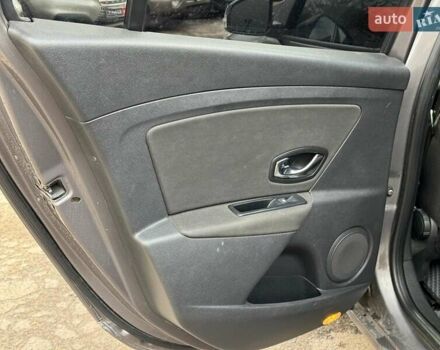 Сірий Рено Меган, об'ємом двигуна 1.5 л та пробігом 380 тис. км за 6940 $, фото 14 на Automoto.ua