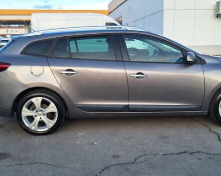 Серый Рено Меган, объемом двигателя 1.6 л и пробегом 210 тыс. км за 7550 $, фото 3 на Automoto.ua