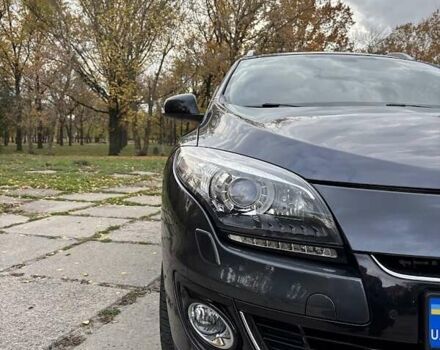 Сірий Рено Меган, об'ємом двигуна 1.46 л та пробігом 215 тис. км за 10300 $, фото 42 на Automoto.ua
