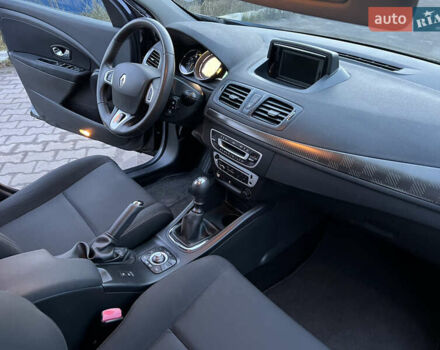 Серый Рено Меган, объемом двигателя 1.5 л и пробегом 230 тыс. км за 8200 $, фото 23 на Automoto.ua