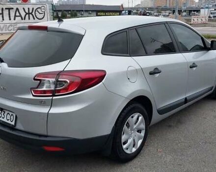 Рено Меган 2012 в Киеве на Automoto.ua Серый Рено Меган, объемом двигателя 1.46 л и пробегом 260 тыс. км за 8800 $, фото 2 на Automoto.ua