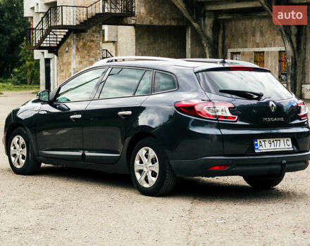 Рено Меган 2012 в Ивано-Франковске на Automoto.ua Серый Рено Меган, объемом двигателя 1.5 л и пробегом 189 тыс. км за 8300 $, фото 18 на Automoto.ua