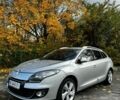 Сірий Рено Меган, об'ємом двигуна 1.46 л та пробігом 220 тис. км за 7800 $, фото 1 на Automoto.ua