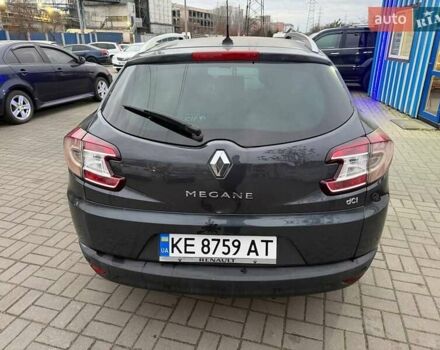 Серый Рено Меган, объемом двигателя 1.46 л и пробегом 231 тыс. км за 7800 $, фото 5 на Automoto.ua