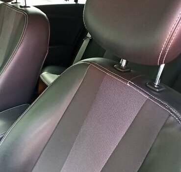 Сірий Рено Меган, об'ємом двигуна 1.46 л та пробігом 325 тис. км за 8700 $, фото 52 на Automoto.ua