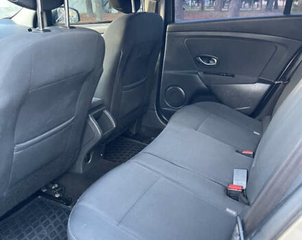 Серый Рено Меган, объемом двигателя 1.46 л и пробегом 236 тыс. км за 8600 $, фото 19 на Automoto.ua